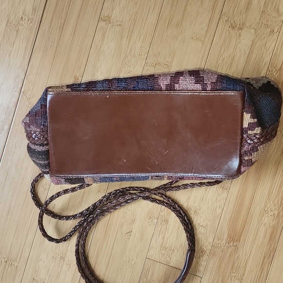 LJ Simone New York  wool and  handbag 12" x 10" 21" strap - Picture 3 of 6